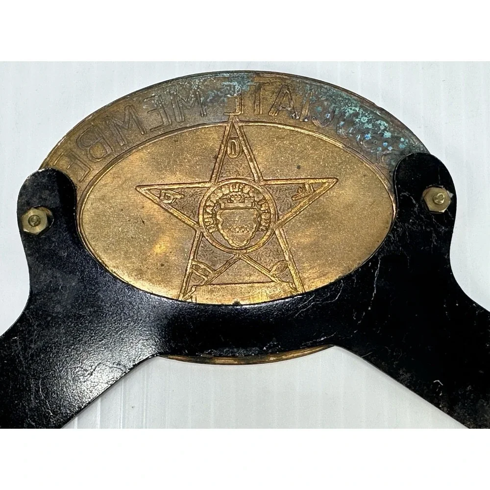Vintage Fraternal Order of Police Associate Member Auto License Plate Topper‎